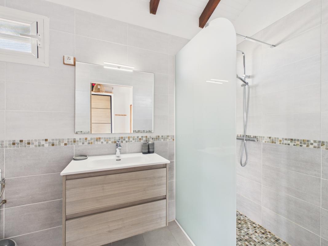 Location villa 3 chambre sainte luce - chambre 3 sdb